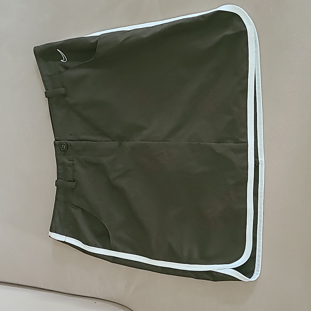 Nike GOLF Tour Performance DriFit Skort